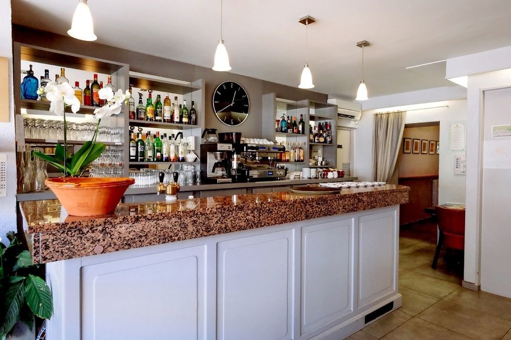 Hotel Restaurant Du Lauragais Logis De France Вильфранш-де-Лораге Экстерьер фото