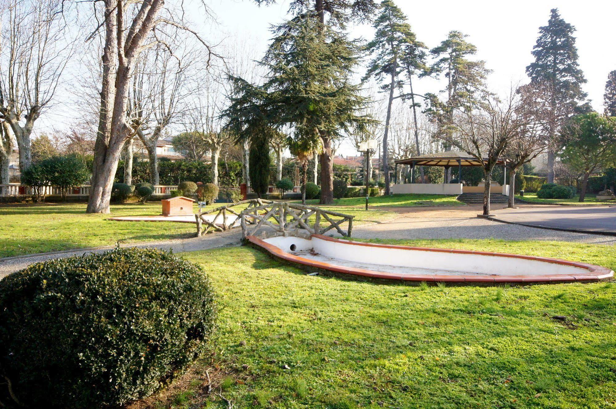 Hotel Restaurant Du Lauragais Logis De France Вильфранш-де-Лораге Экстерьер фото
