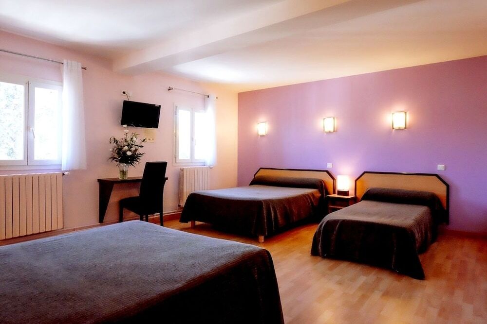 Hotel Restaurant Du Lauragais Logis De France Вильфранш-де-Лораге Экстерьер фото